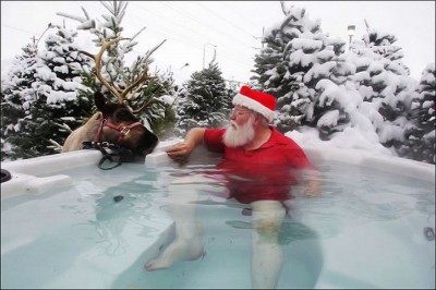 Санта - джакузи.jpg (136.12 КБ) 2244 просмотра Санта - джакузи.jpg